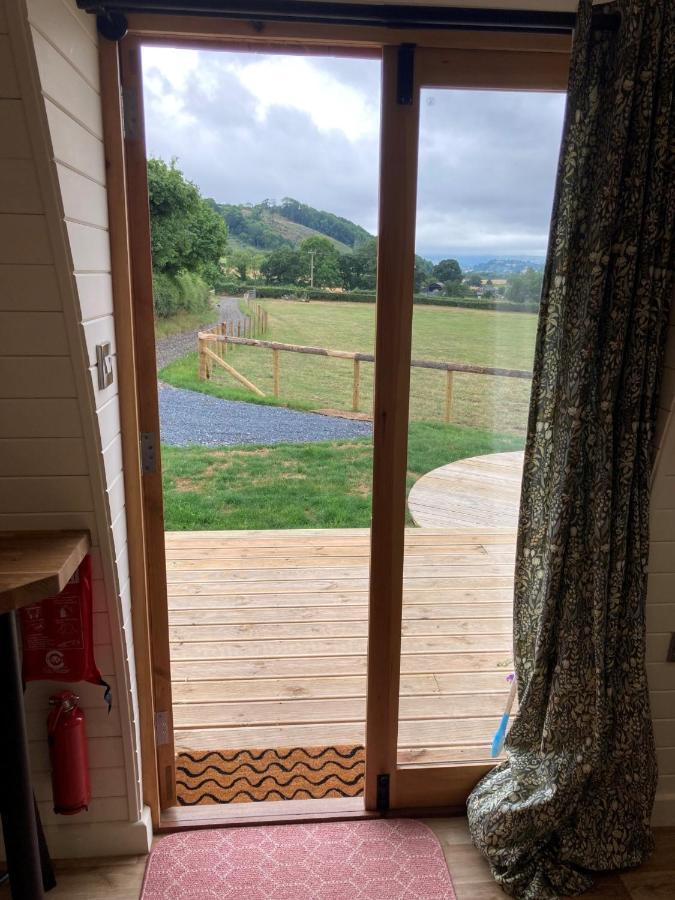 Роскошный шатер Delor - Bryntalch Glamping Pods *