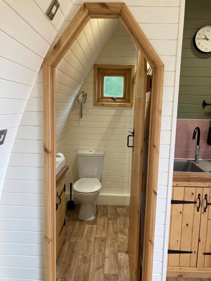 Delor - Bryntalch Glamping Pods Роскошный шатер